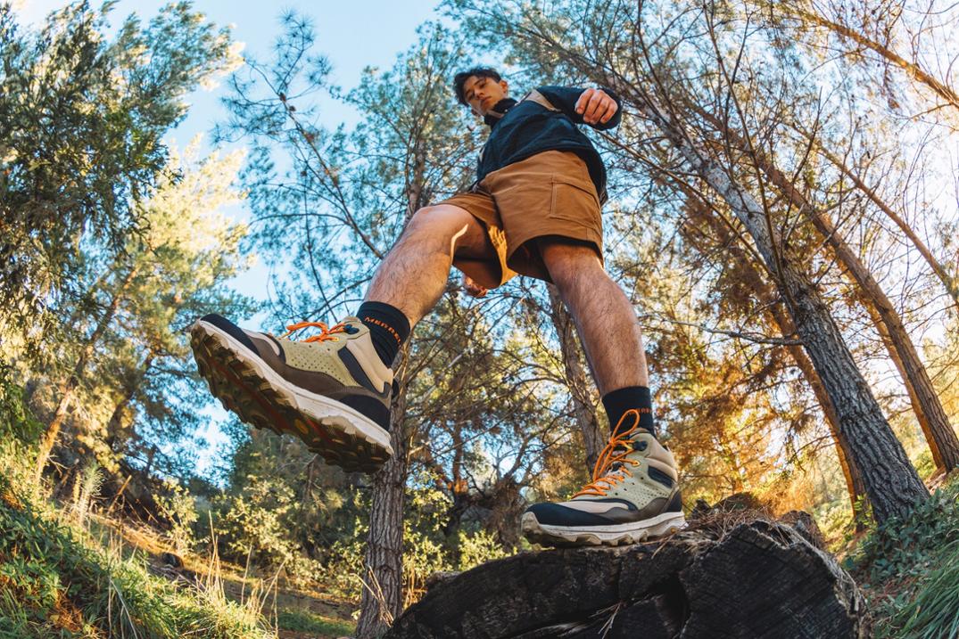 Location Image for Speed Solo Mid Waterproof Hiking Boots - Men's