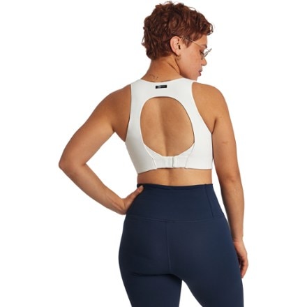 Oiselle Squared Up Bra 4