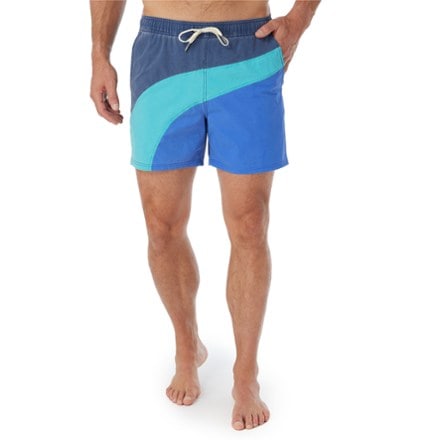 Fair Harbor Bungalow 5" Swim Trunks - Men's 1