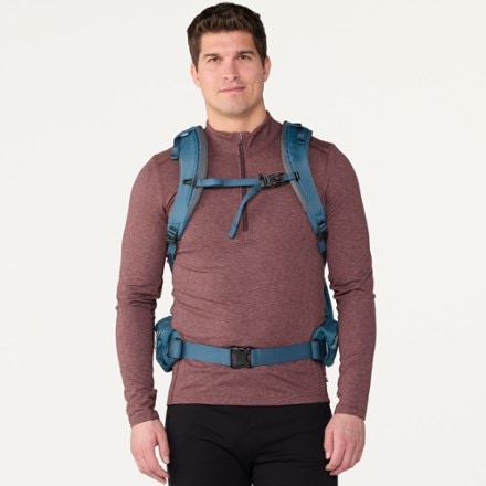 REI Co-op Trail 40 Pack - Men's 3