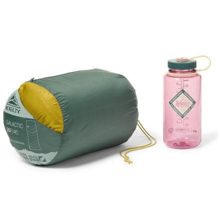 Kelty Galactic 30 Sleeping Bag Stuff sack (32oz bottle not included)