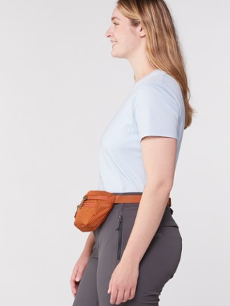 Rei pride hotsell fanny pack