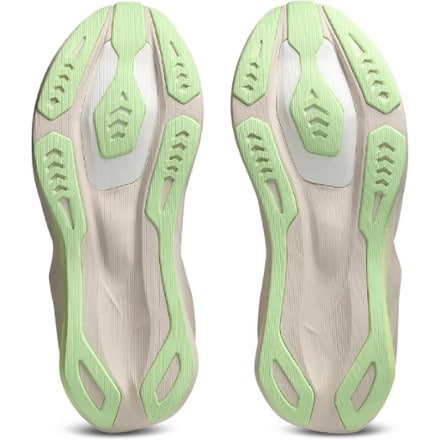 ASICS Novablast 6 Road-Running Shoes - Men's 4