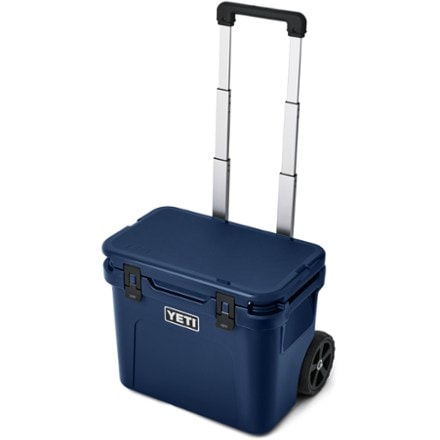 YETI Roadie 32 Wheeled Cooler 0