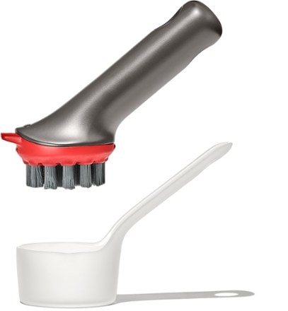OXO Outdoor Heavy-Duty Brush with Cover 0