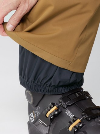 Mountain Hardwear Firefall/2 Bib Snow Pants - Women's 4