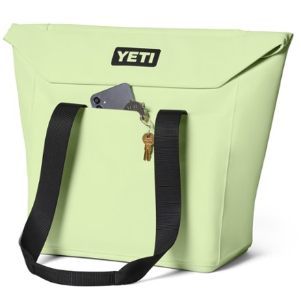 YETI Daytrip 20 L Insulated Tote Bag 2