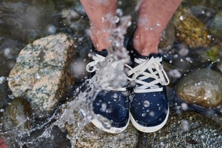 Location Image for Loyak Water Shoes - Women's