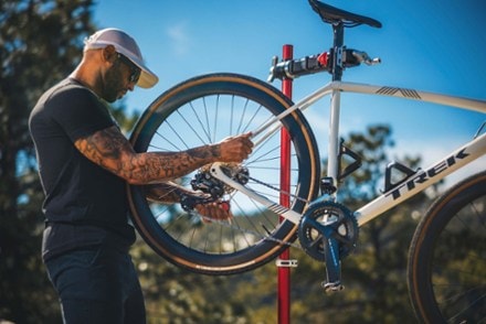 Feedback Sports Pro Mechanic Repair Stand 9