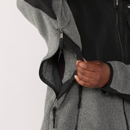 The North Face Retro Denali Jacket - Women's 6