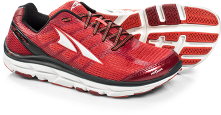 altra road running shoes