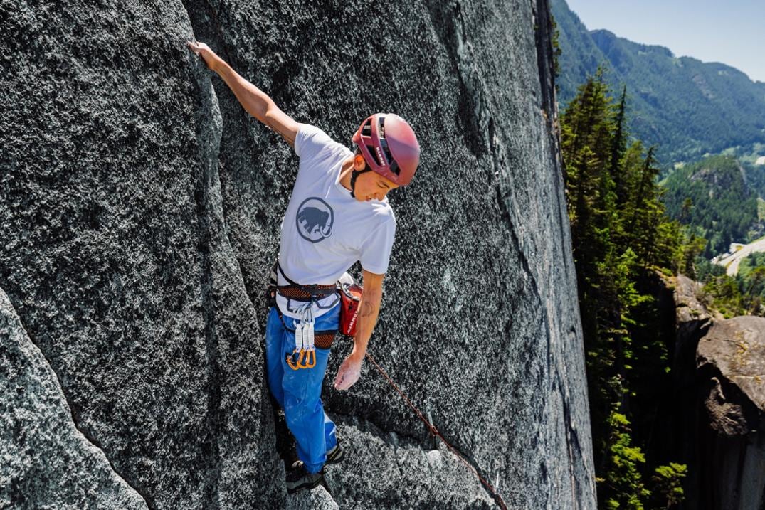 Location Image for Crag Sender Helmet