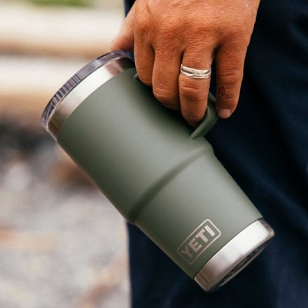 YETI Rambler 20 Oz Travel Mug White - Backcountry & Beyond