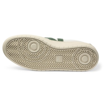 VEJA V-90 Shoes - Men's 4