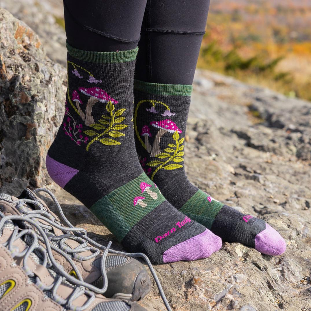 Location Image for Mellow Mushrooms Micro Crew Lightweight Hiking Socks - Women's