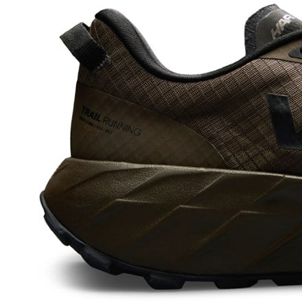 VEJA Harpie Trail Aeroshell Shoes - Men's 1