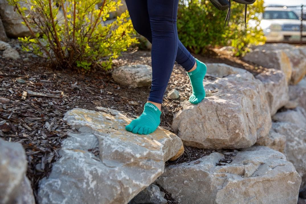 Location Image for Run Lightweight No-Show Socks - Women's