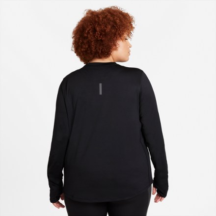 Nike Element Crew Shirt - Women's Plus Sizes 1