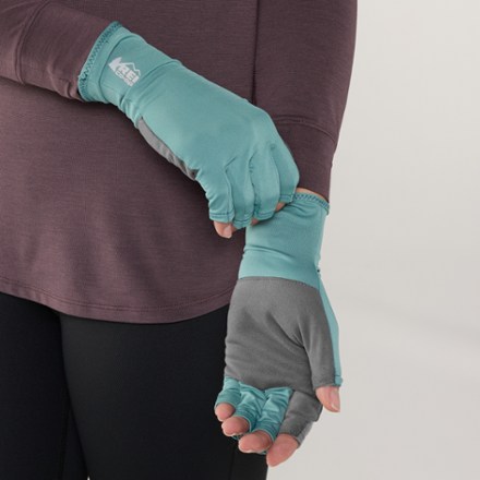 REI Co-op Active Pursuits Sun Gloves 1