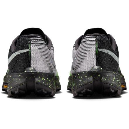 Nike Kiger 10 Trail-Running Shoes - Men's 3