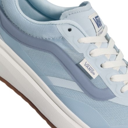 Vans UltraRange 2.0 RapiWeld Sneakers - Women's 5