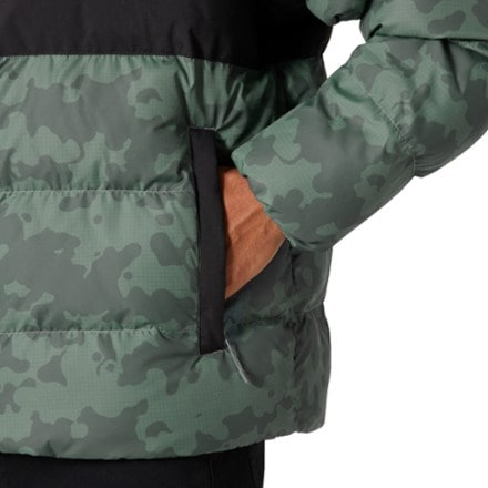 Helly Hansen Oslo Graphic Puffy Jacket - Men's 5