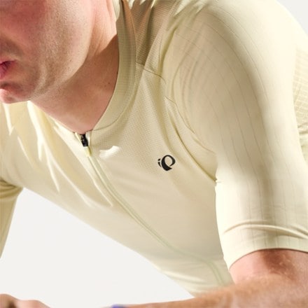 PEARL iZUMi Red Cycling Jersey - Men's 9