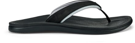 rei olukai sandals