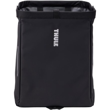 Thule Chasm 25 L Cargo Bin 2
