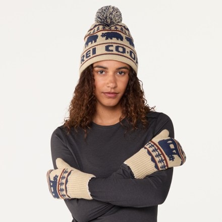 REI Co-op Norseland Hat and Mittens Set 4