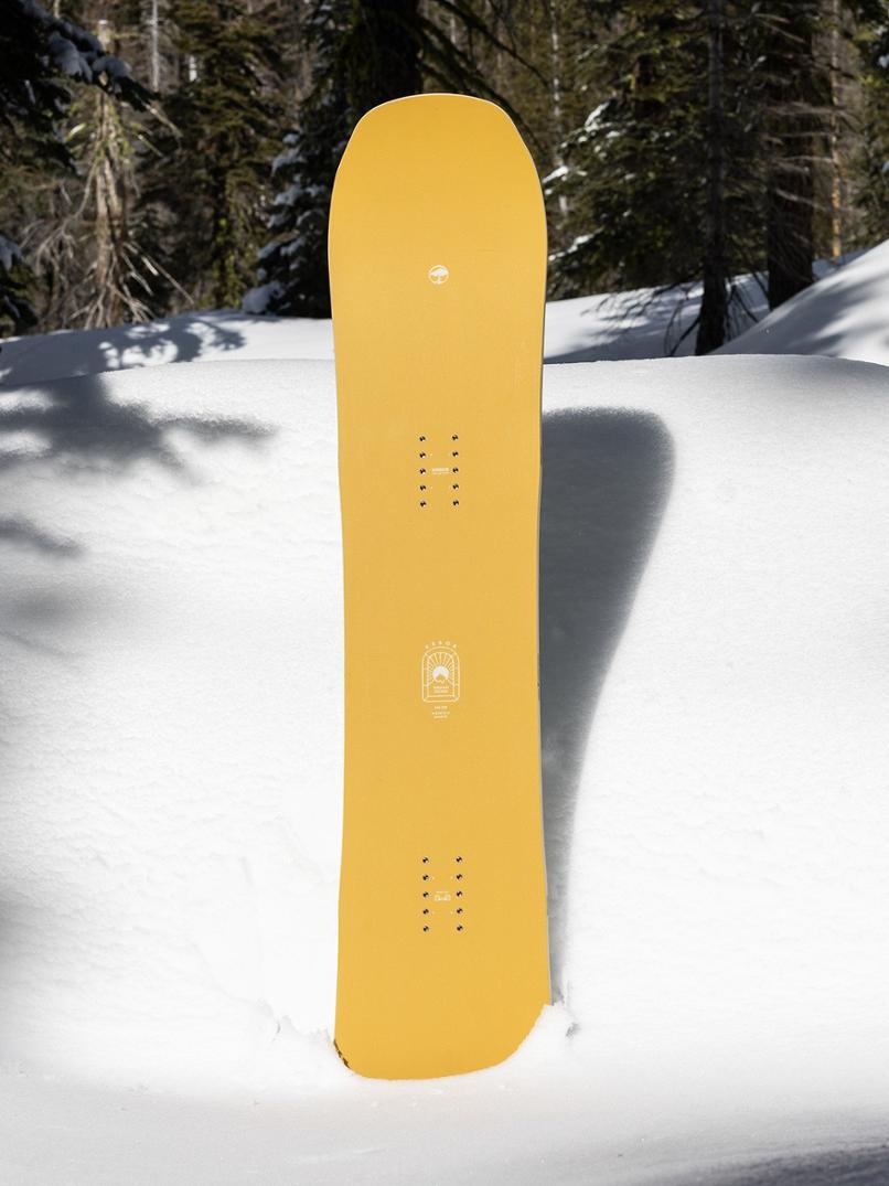 Location Image for Swoon Decon Snowboard - Women's - 2025/2026