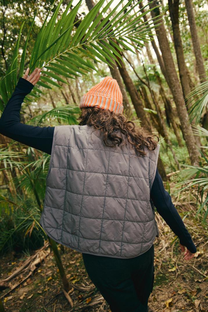 Location Image for Pippa Packable Puffer Insulated Vest - Women's