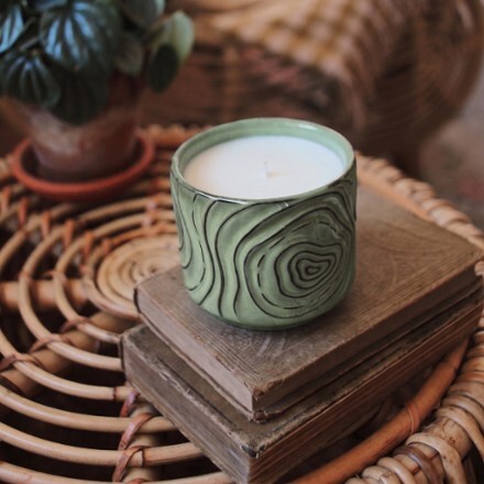 Location Image of color Sandalwood/Vanilla