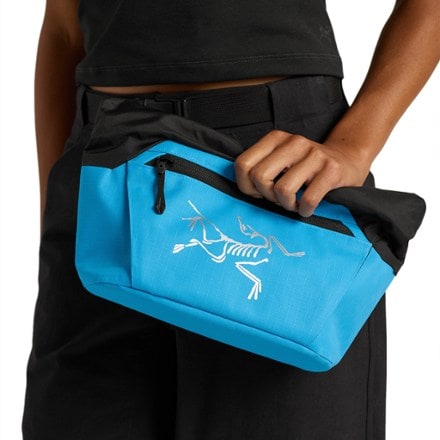 Arc'teryx Ion Chalk Bucket 3