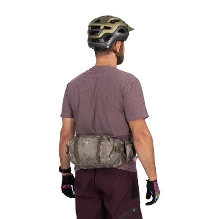 Osprey Seral 7 Hydration Waist Pack 5