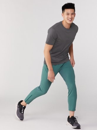 Vuori Tradewind Performance T-Shirt - Men's 3
