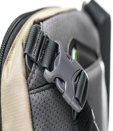 MYSTERY RANCH District 2 Shoulder Bag 3