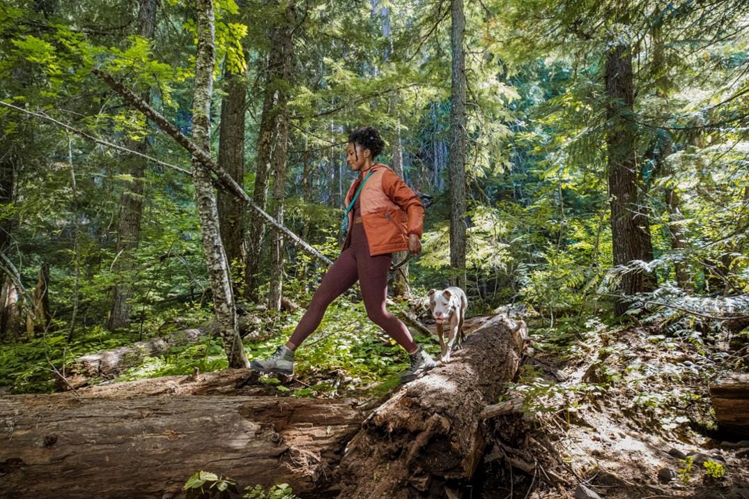 Location Image for Inquire Mid Hiking Boots - Women's