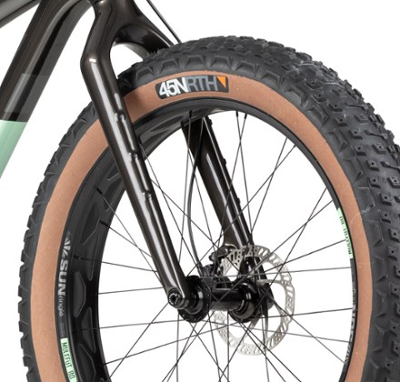 Salsa Mukluk Deore 11 Fat-Tire Mountain Bike 6