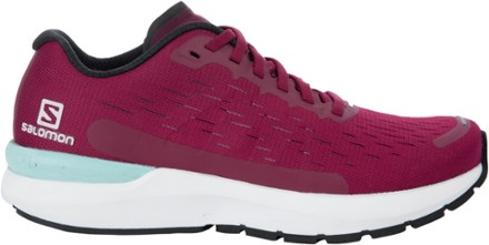 red running shoes womens