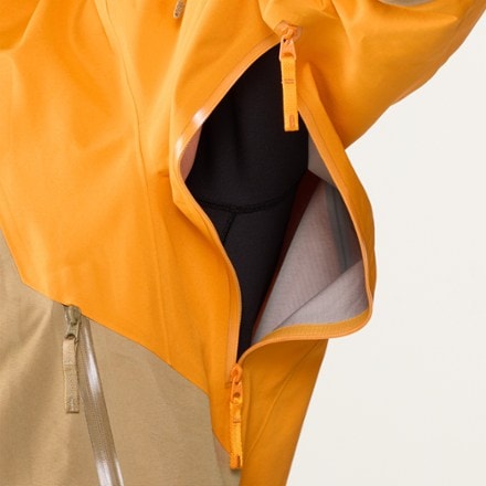 Arc'teryx Rush Jacket - Men's 4