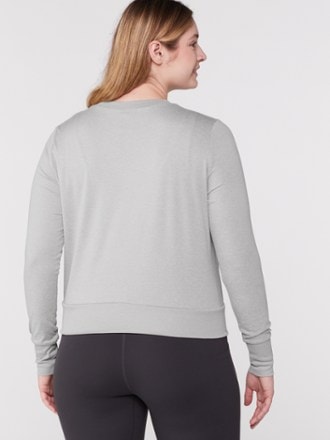 Vuori Daydream Crew Top - Women's 2