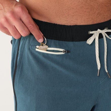 Vuori Banks Shorts - Men's 7" Inseam 5