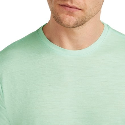 Icebreaker Merino 150 Tech Lite III T-Shirt - Men's 4