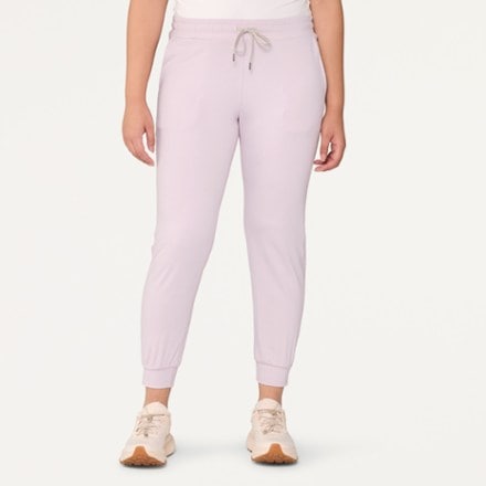Vuori Performance Joggers - Women's 1
