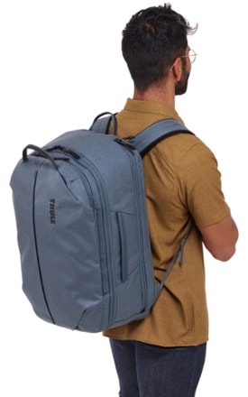 Thule Aion Travel Pack - 40 L 1