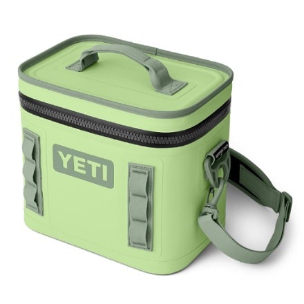 YETI Hopper Flip 8 Soft Cooler 2