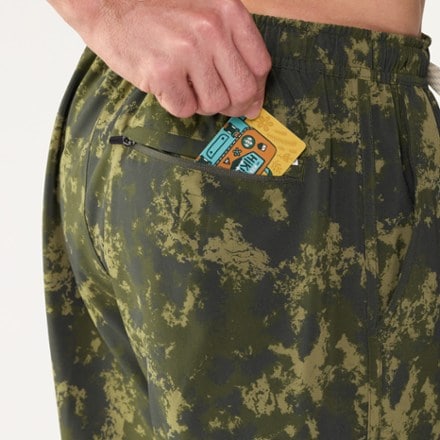 Vuori Banks Session Unlined 7" Shorts - Men's 5