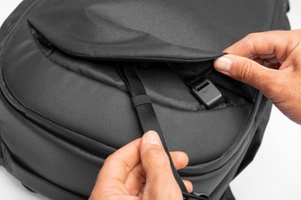 Peak Design Travel Pack - 30 L 7