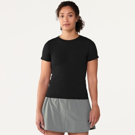 Vuori Pose Fitted Long T-Shirt - Women's 2